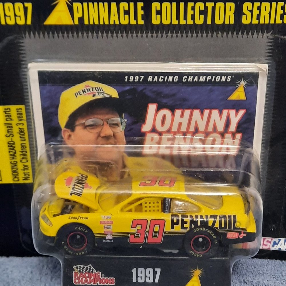 VTG Nascar, Johnny Benson, Pennzoil #30, 1997 Pinnacle Collectors, 1/64 Stockcar